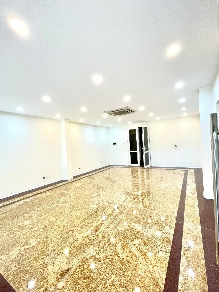 Bán nhà mặt phố Lê Trọng Tấn hạ 3 tỷ 52m2, 5 tầng, 2 thoáng vỉa hè rộng view thoáng - Ảnh 3