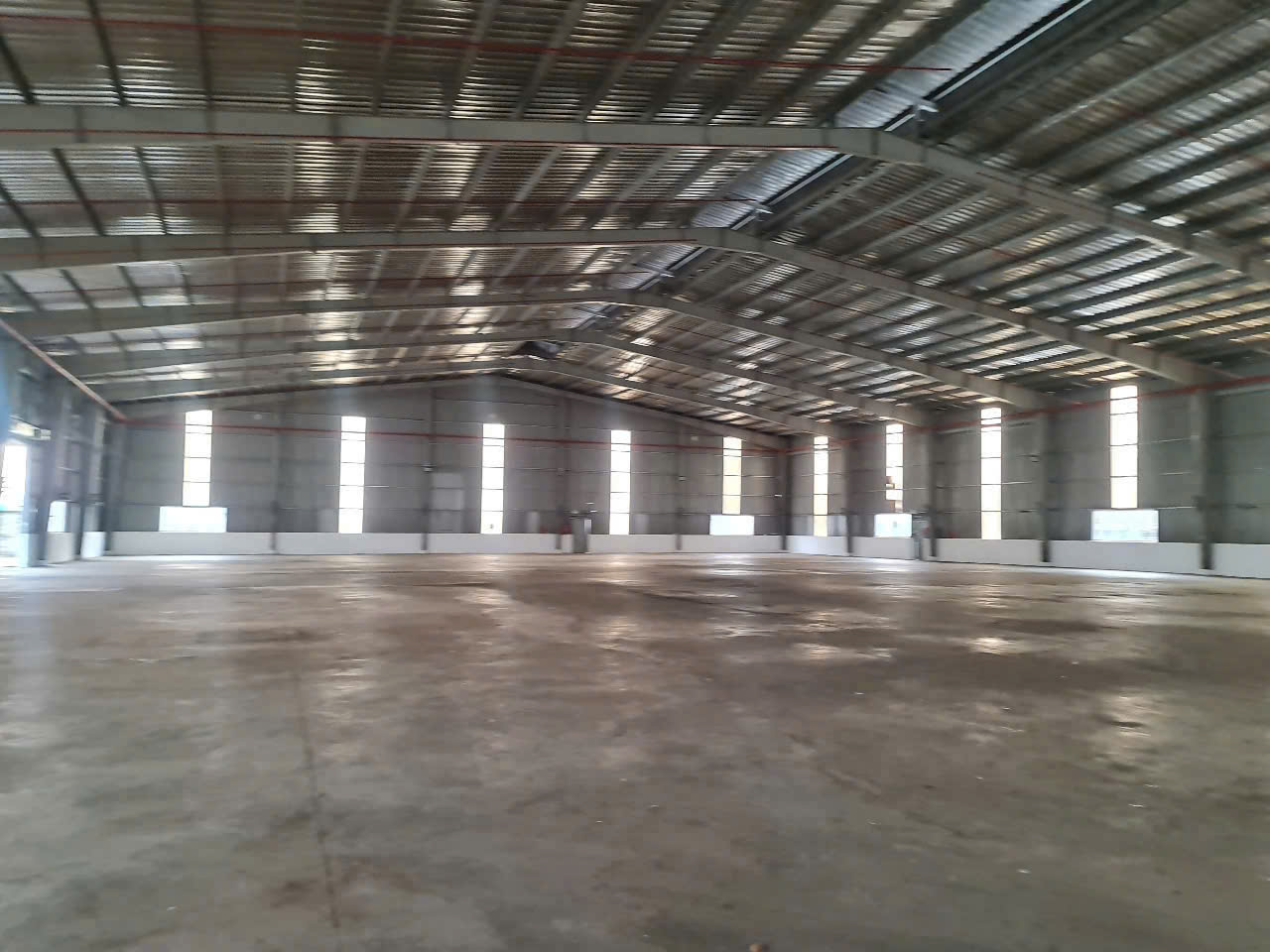 Cho Thuê Nhà Xưởng trong KCN Long An Tổng DT Đất: 10.000m2 • DT 2 Xưởng: 6700m2 - Ảnh 3