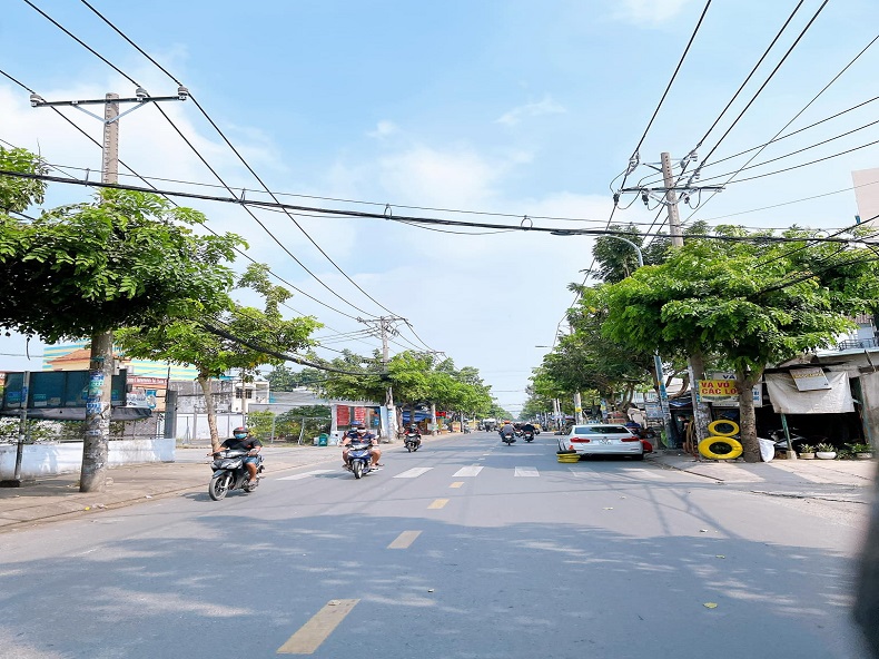 Bán nhà mặt tiền KD ngay sát  Hương lộ 2, Bình Trị Đông, Bình Tân, 1886m2, 3 tầng. - Ảnh 4