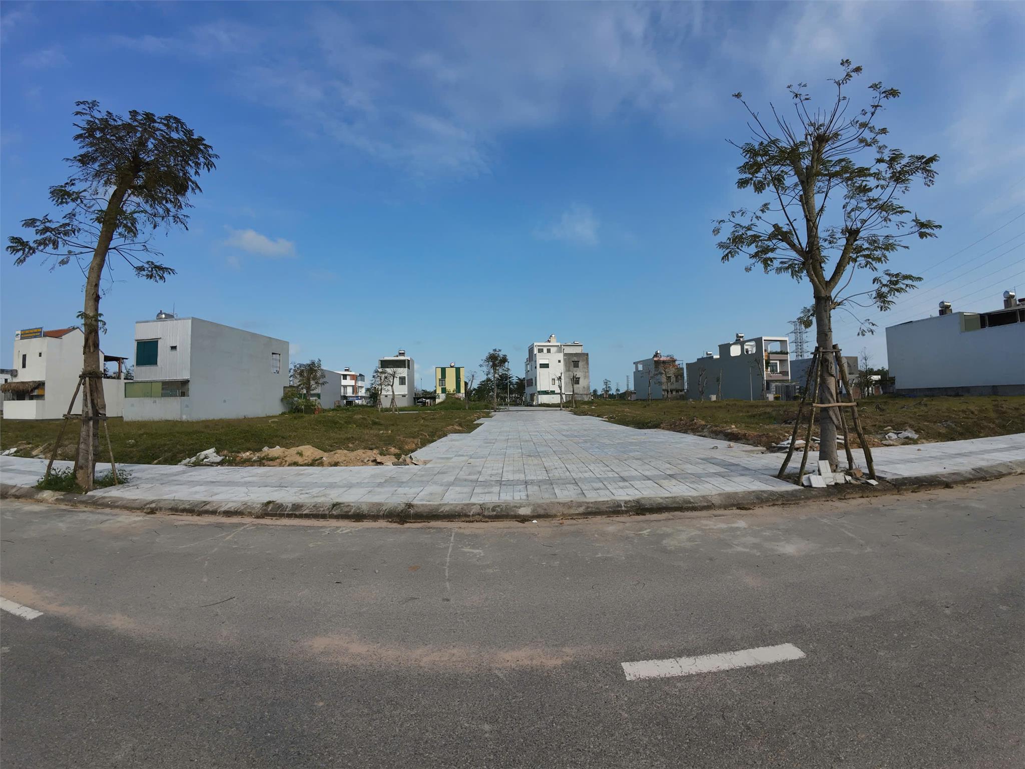 Bán lô góc vườn hoa KĐT Phú Mỹ, mặt tiền đường Lý Thường Kiệt, 120m2 giá 1950 triệu tl - Ảnh 3