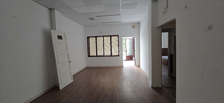 Cho thuê nhà nguyên căn mặt tiền 171 m² - Ảnh 4