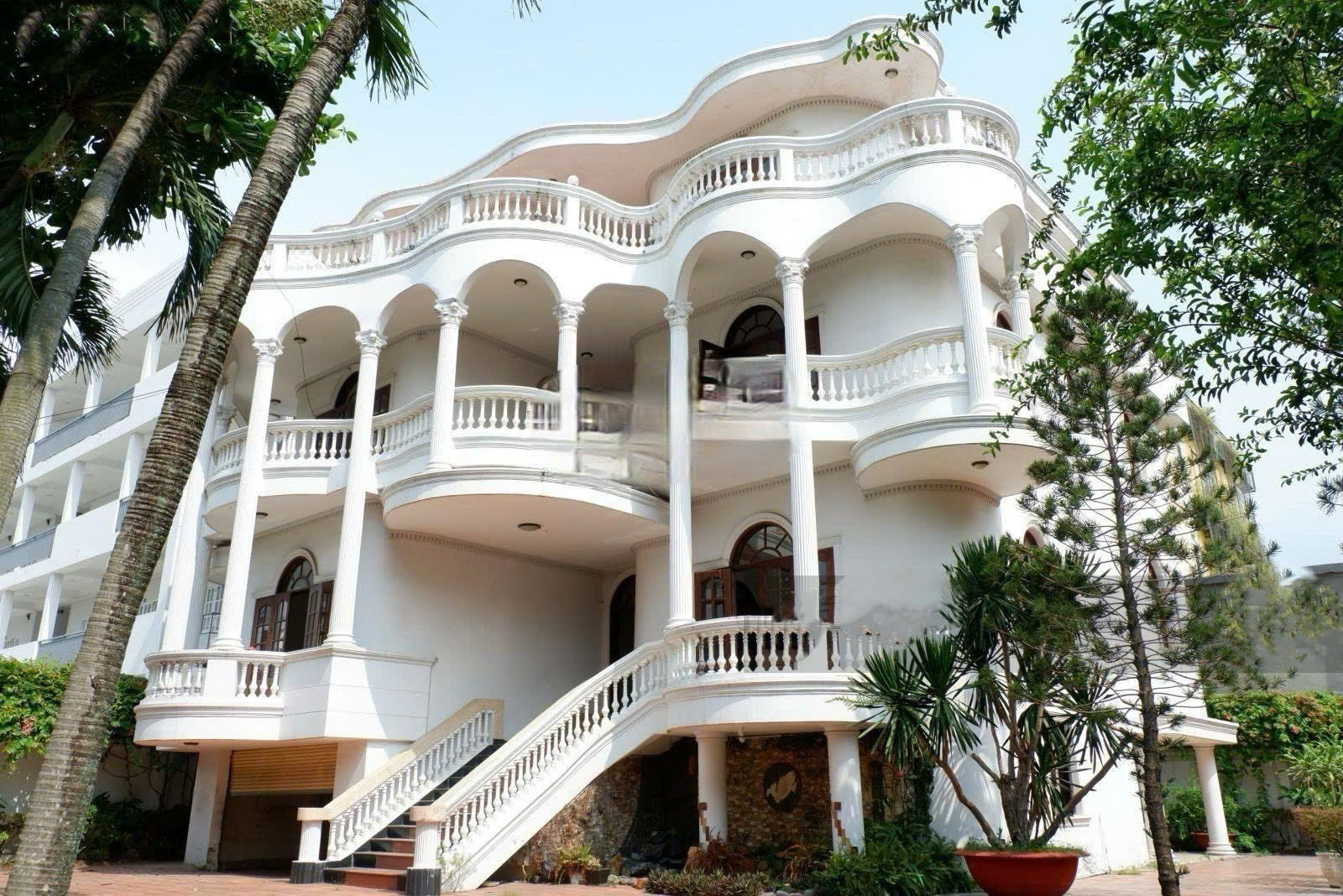 Chính chủ cho thuê Villa mặt tiền số 9 Đặng Hữu Phổ, phường Thảo Điền, Quận 2, thành phố Hồ Chí - Ảnh chính