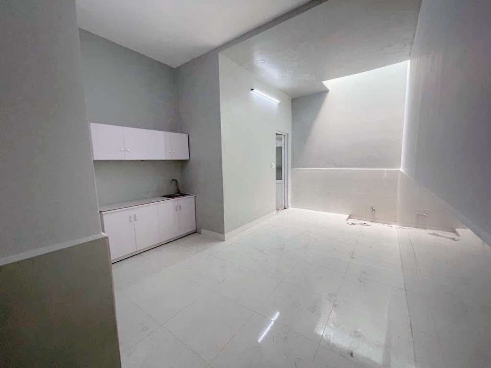 Bán nhà hxh 88m2-2tang Bùi Văn Ngữ Q12 , sát chợ Ngã 3 Đông Quang , 5 tỷ nhỉnh 0932030061 - Ảnh 4