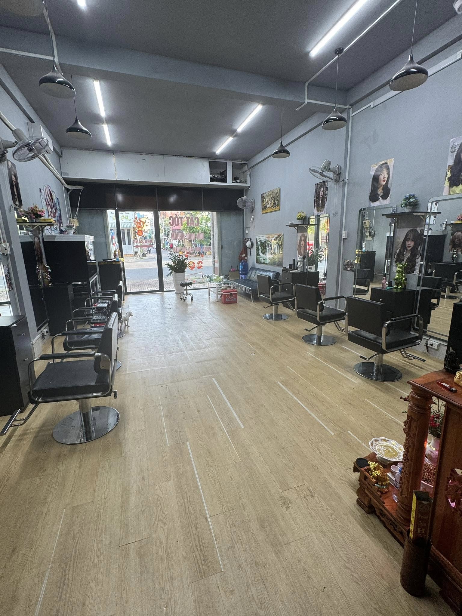 Sang Nhượng Toàn Bộ Mặt bằng hoặc full đồ Làm Salon Tóc  tại Cần Thơ - Ảnh 2