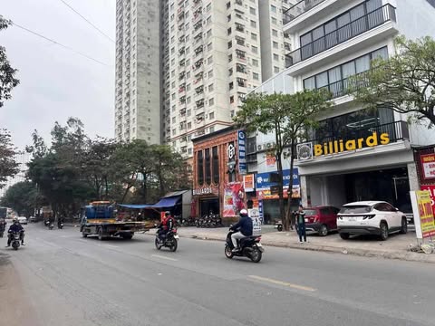 TOÀ NHÀ VĂN PHÒNG MỚI XÂY, MẶT PHỐ CẦU BƯU - THANH TRÌ, THANG MÁY: 160M, 6T, MT: 7.5M - Ảnh chính