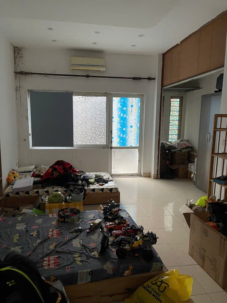 XÃ ĐÀN - MẶT NGÕ THÔNG - 20 RA MẶT PHỐ - DT30m2x5T, 6.5 TỶ - Ảnh 2