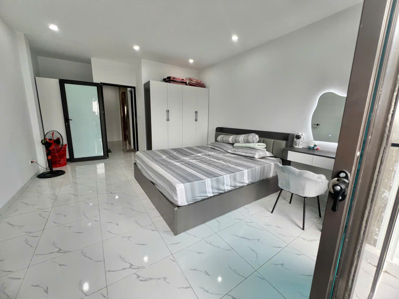 SIÊU PHẨM NGÕ GỐC ĐỀ, MINH KHAI, Ở VÀ KINH DOANH, 5 TẦNG, MT 6.1M, HƠN 7 TỶ - Ảnh 1