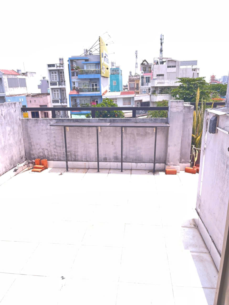 CHO THUÊ NHÀ 1 TRỆT 1 LẦU SÂN THƯỢNG 40M2, 2PN GIÁ TỐT- MẶT TIỀN Đ.LÒ GỐM, P.7 - Ảnh 3