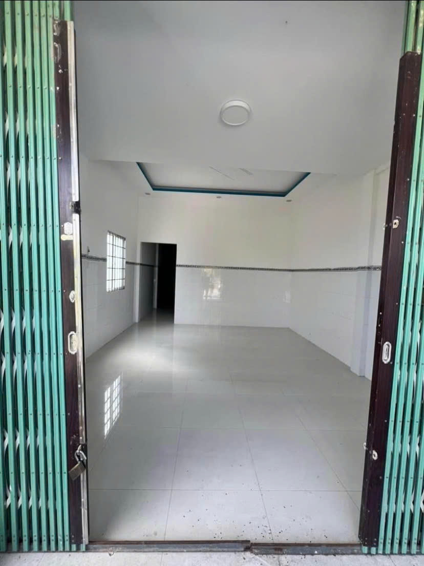 BÁN GẤP NHÀ CẤP 4 - GIÁ RẺ CHỈ 630 TRIỆU. SHR TÂN AN HỘI CỦ CHI - Ảnh 2