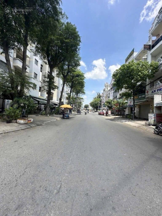 Bán nhà mặt tiền KDC Trung Sơn, 4 tầng(5*20), dòng tiền tốt, nhỉnh 17 tỷ - Ảnh chính