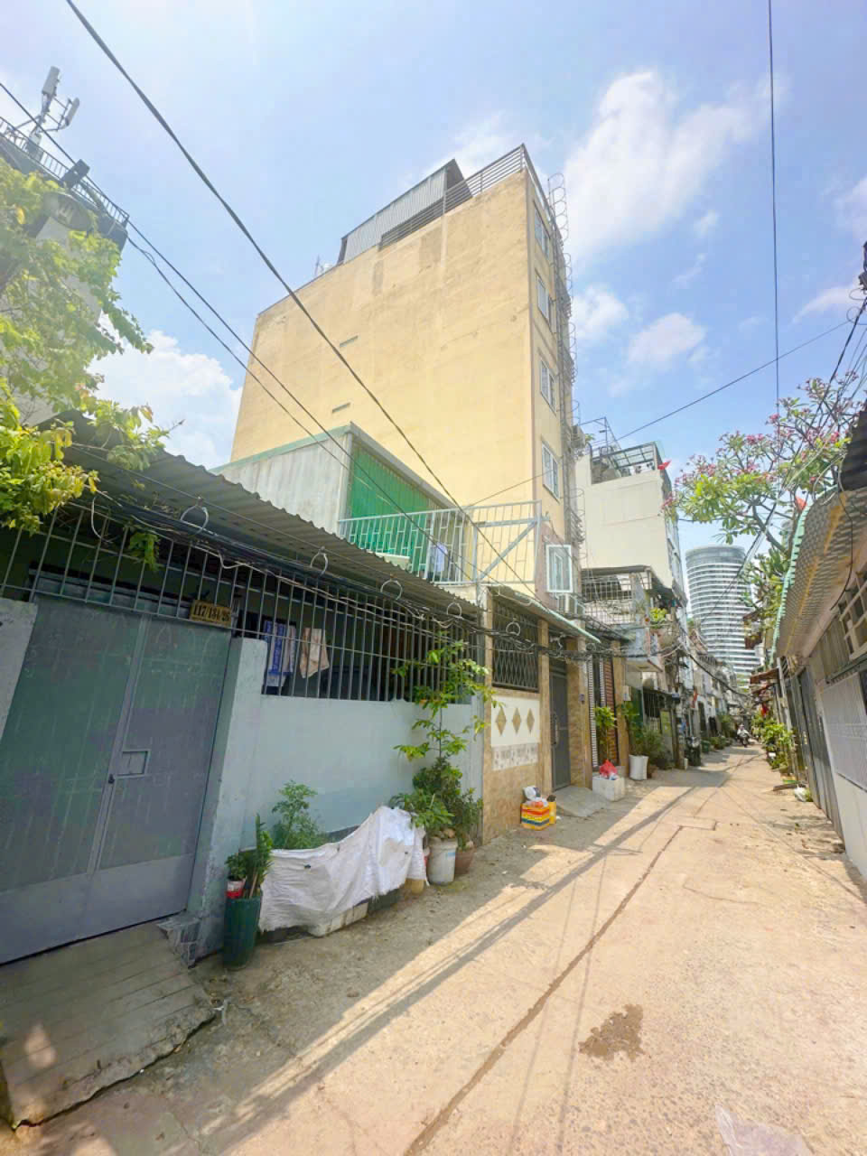 Chủ hạ giá! Hẻm nhựa 6m Nguyễn Hữu Cảnh, P22, BT - (8 x 17m) CN: 112m2 - KC: 1 tầng - Giá 9,9 tỷ - Ảnh 1