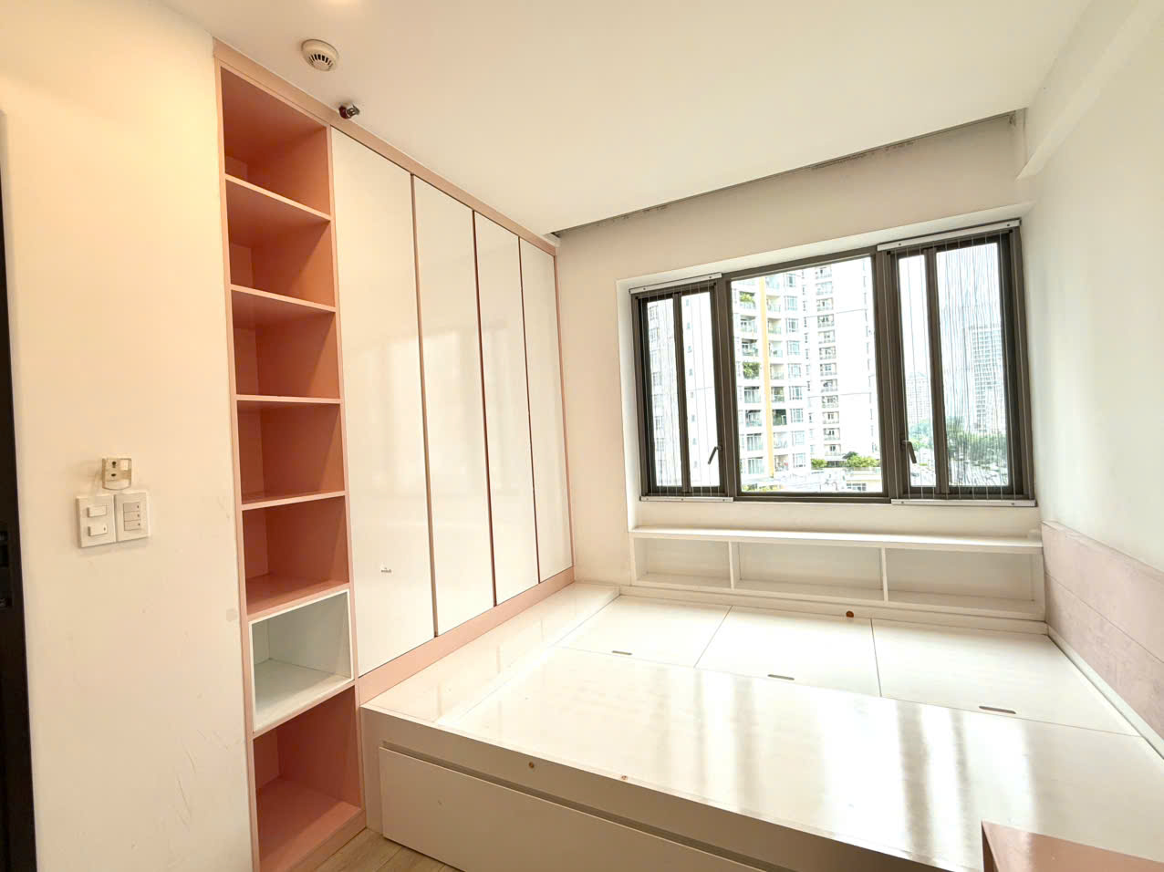 CH Hưng Phúc 1 97m2 3pn view biệt thự giá 8 tỷ bao thuế phí - Ảnh 2