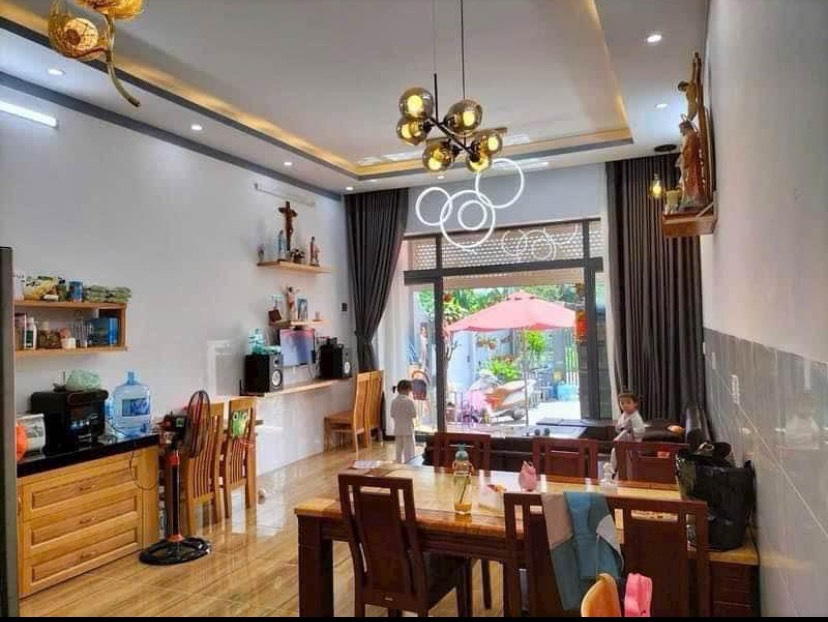 Cần gấp tiền bán nhà 99m2 Có SHR Giá chỉ 650tr Tại Tân An Hội-Củ Chi ! - Ảnh 1