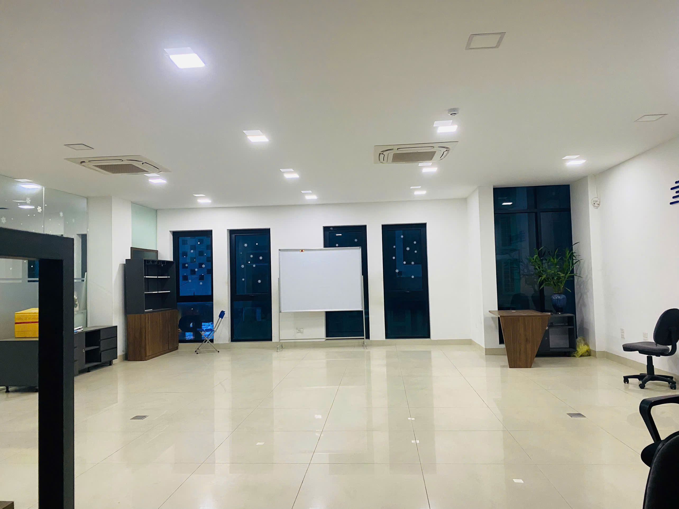 CHÍNH CHỦ CHO THUÊ SÀN LÀM VĂN PHÒNG 23 Lê Văn Lương P. Nhân Chính- Quận  thanh Xuân- Hà Nội - Ảnh 1
