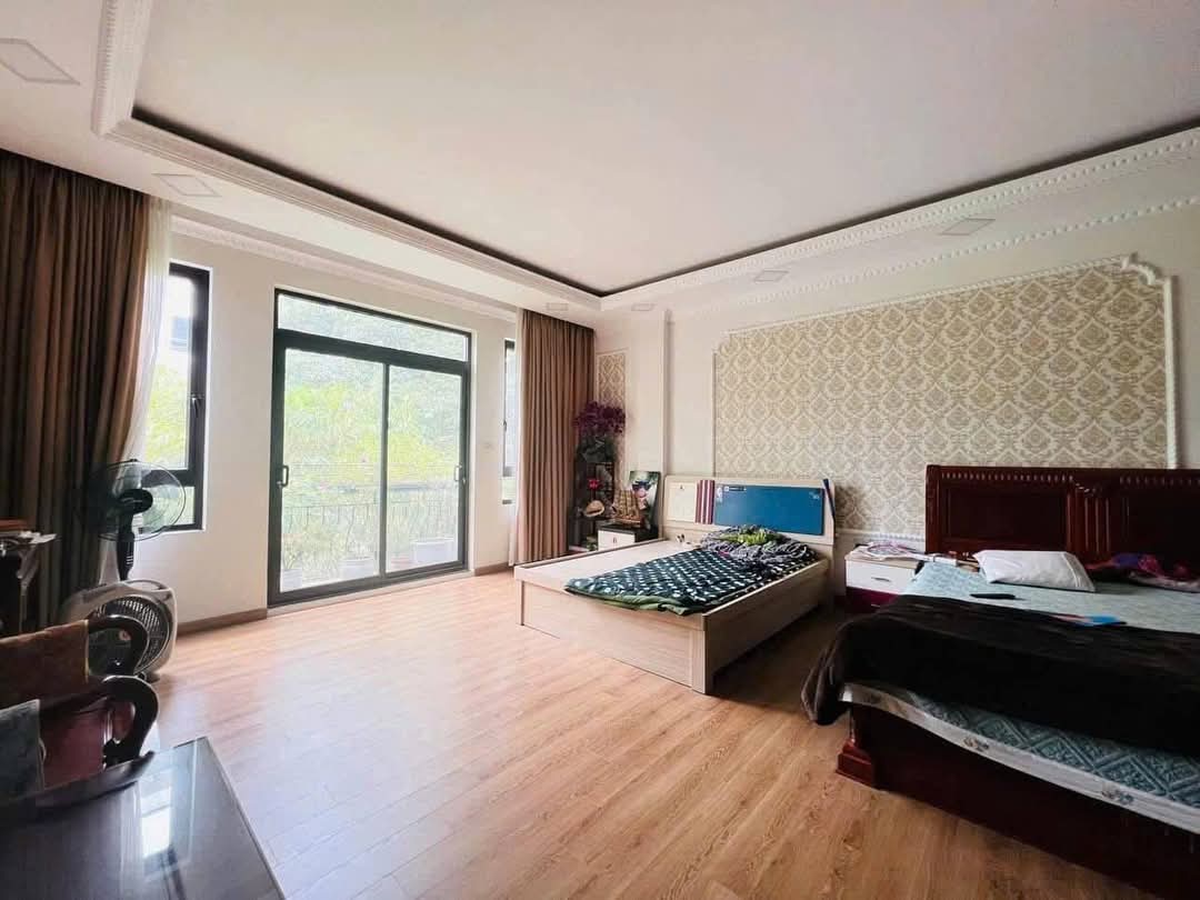 Bán Nhà Lạc Long Quân. Cầu Giấy. 7 Tầng Thang Máy. Ô Tô. DT 50m2. MT 4,2m. 5 Tầng. Giá 21,4 Tỷ. - Ảnh 4