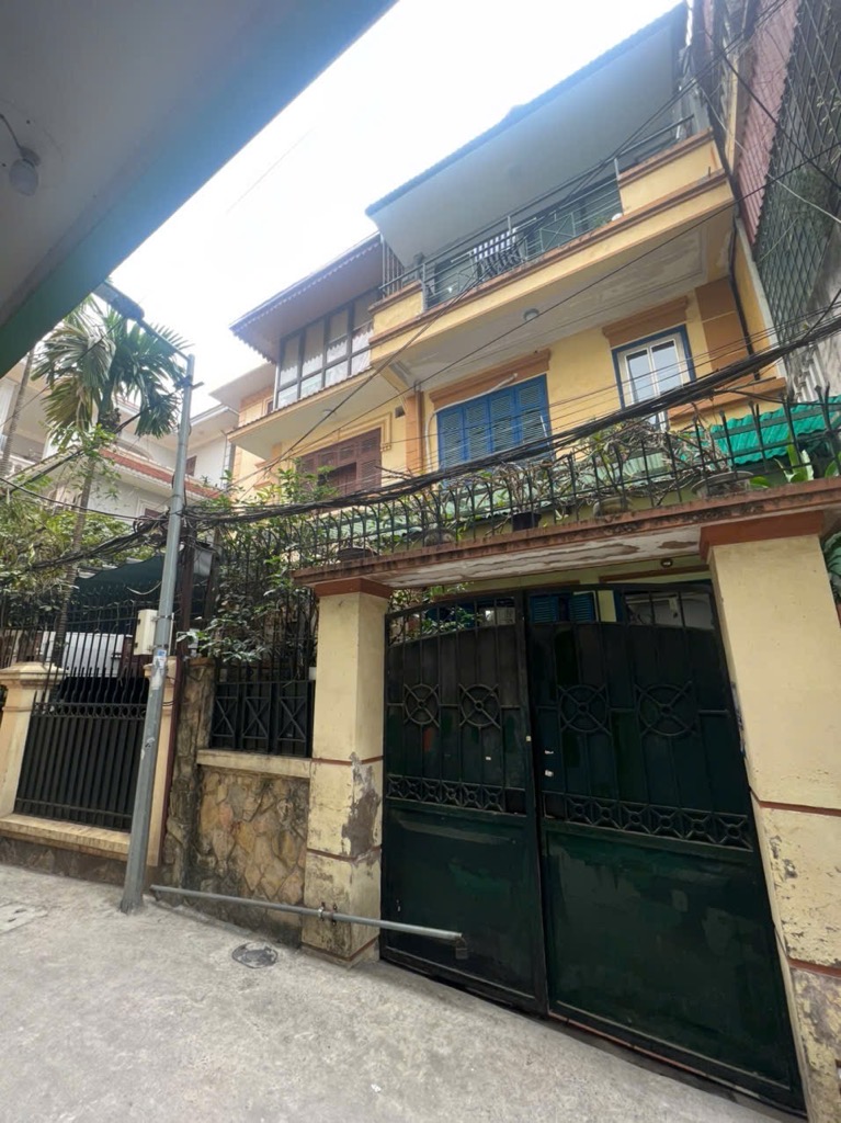 TRUNG TÂM CẦU GIẤY - PHÂN LÔ - GẦN PHỐ - MẶT TIỀN RỘNG - SAU QUY HOẠCH NHÀ RA MẶT ĐƯỜNG VÔ CÙNG - Ảnh chính