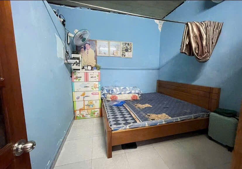 BÁN NHÀ CẤP 4 TẠI XÃ PHẠM VĂN HAI, H.BÌNH CHÁNH (DT 8 x 9) SHCC 2.5TỶ. LH:0983344582, 0985950139 - Ảnh 2