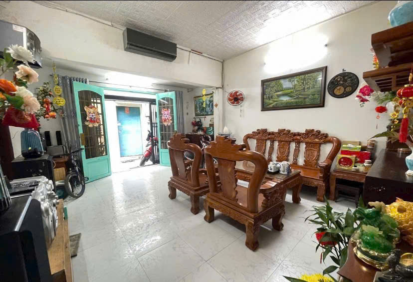 BÁN NHÀ CẤP 4 TẠI XÃ PHẠM VĂN HAI, H.BÌNH CHÁNH (DT 8 x 9) SHCC 2.5TỶ. LH:0983344582, 0985950139 - Ảnh 3