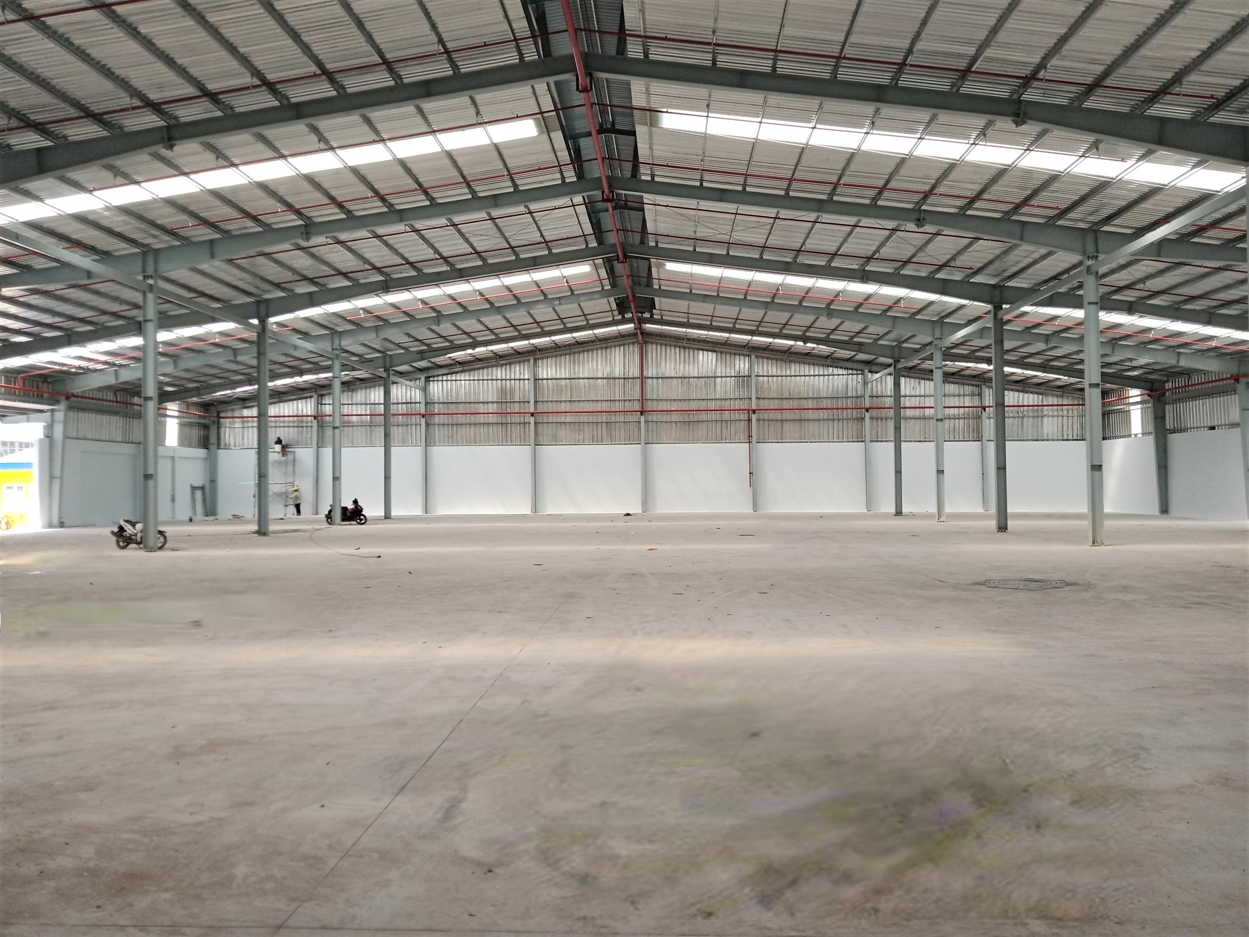 Cho thuê kho 1.761 m2 - rộng rãi, có văn phòng riêng tại thủ đức - Ảnh chính
