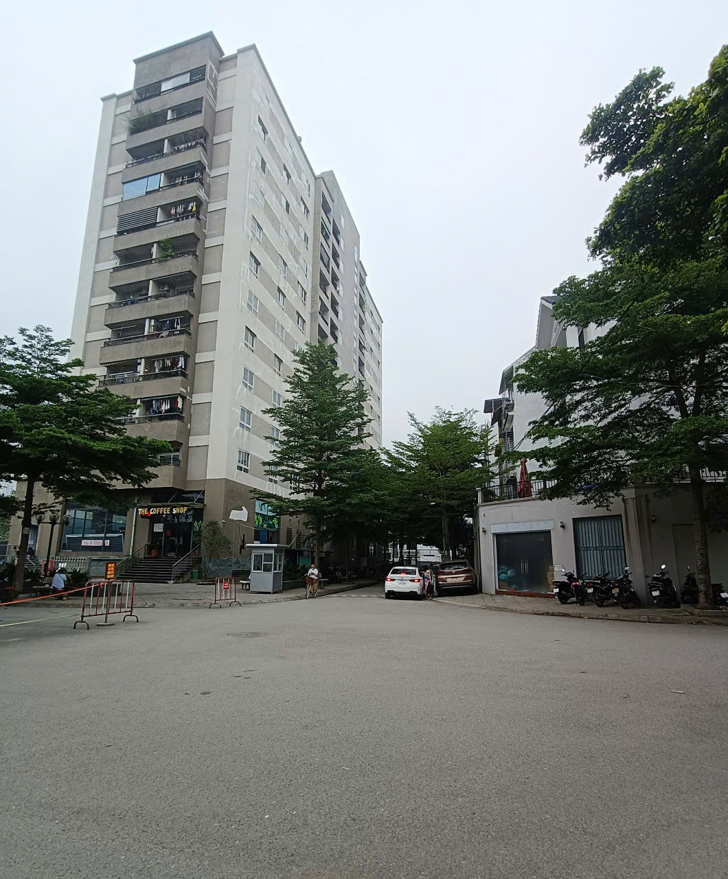 Bán gấp Căn hộ 89m2 - 2 PN Hồ Tùng Mậu, NT đẹp, BC Đông Nam, 4,95 tỷ - Ảnh 3