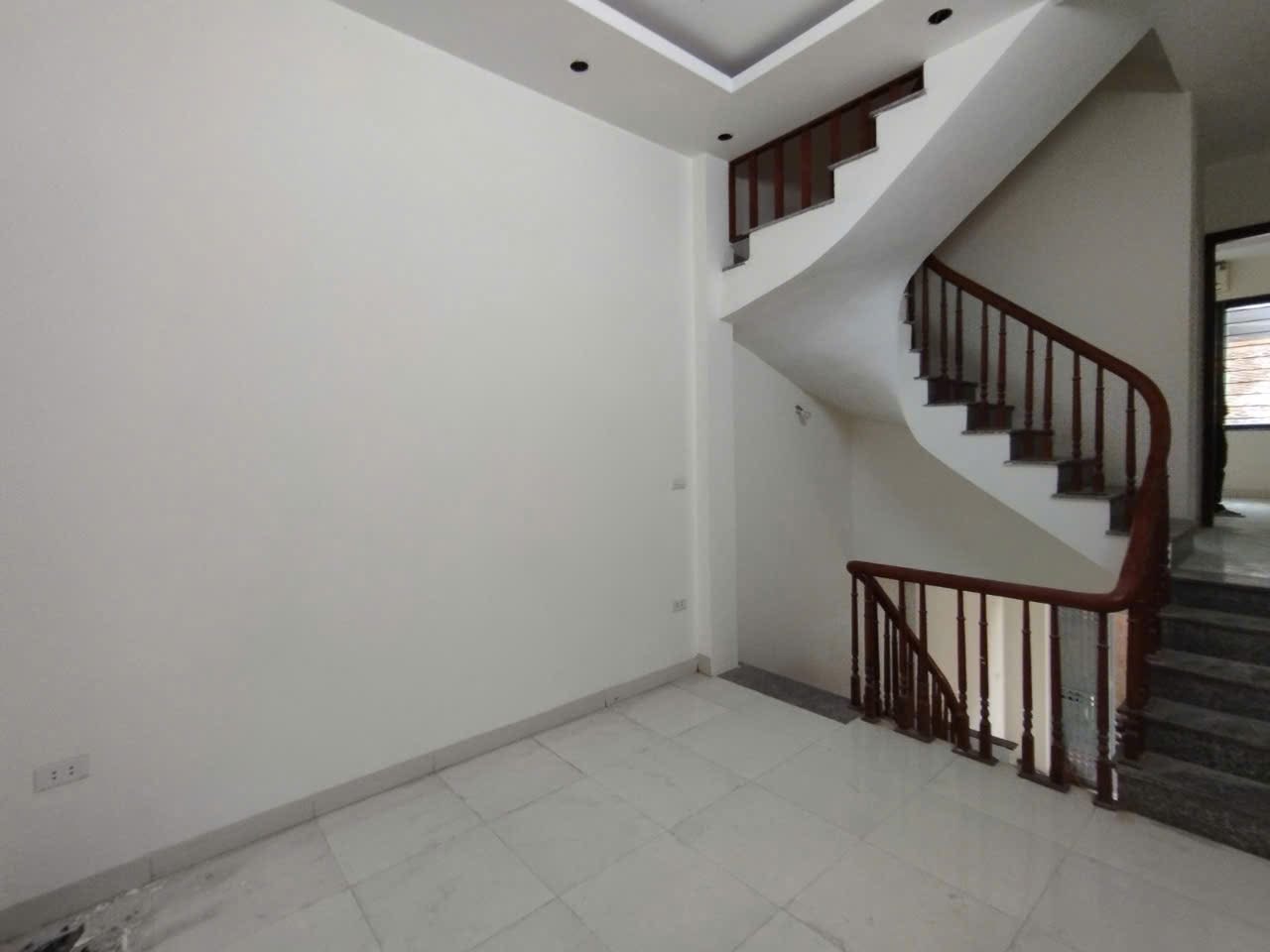 Bán nhà cổ nhuế - Ảnh 1