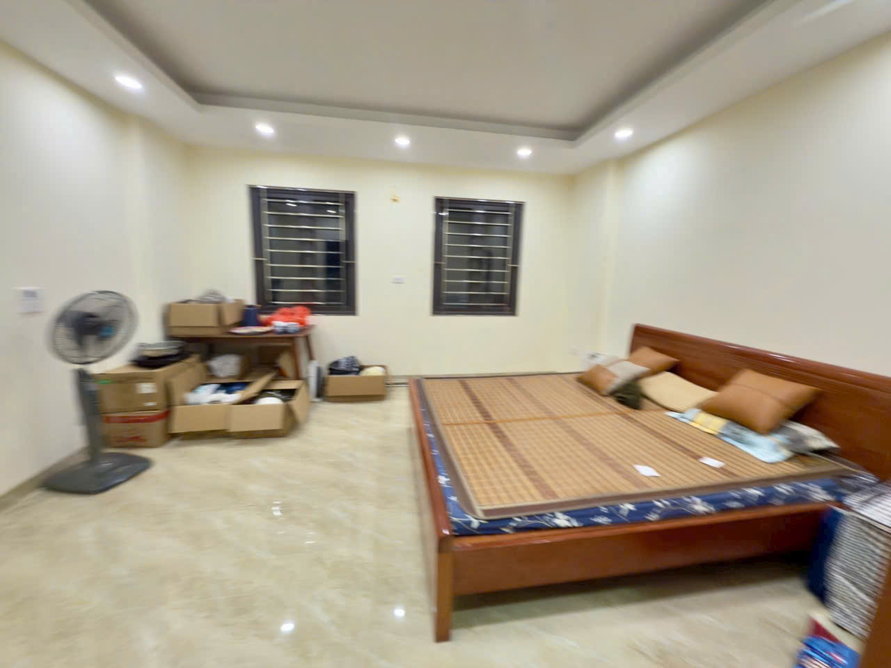 BÁN NHÀ 4.5 TẦNG DT 31M2 CHIẾN THẮNG – LA KHÊ – GIÁ TỐT NHỈNH 6 TỶ CÓ THƯƠNG LƯỢNG - Ảnh 1