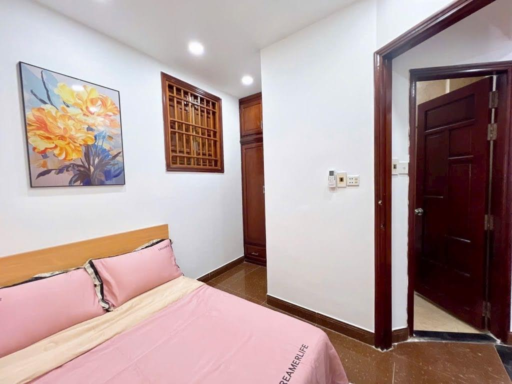 Bán nhà Gò Vấp, Sat hẻm xe hơi Nguyễn Văn Công, 30M² x 3 Tầng, 4 Pn, Full nội thất, SHR,  hơn 4 🧄 - Ảnh 3