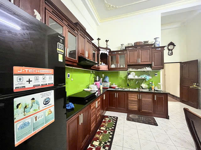Giá mềm nhất quận Bình Thạnh: 16 tỷ - Đinh Bộ Lĩnh - DT: 4.17 x 17m, nở hậu 4.3m- trệt, 3 lầu, 4PN, - Ảnh 2