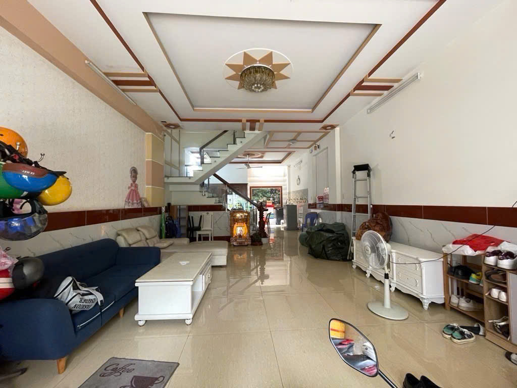 NHÀ 3 TẦNG BTCT – CHỈ CÒN 4 TỶ 999₫ – CHỐT NHANH NHẬN NHÀ Ở NGAY - Ảnh 1