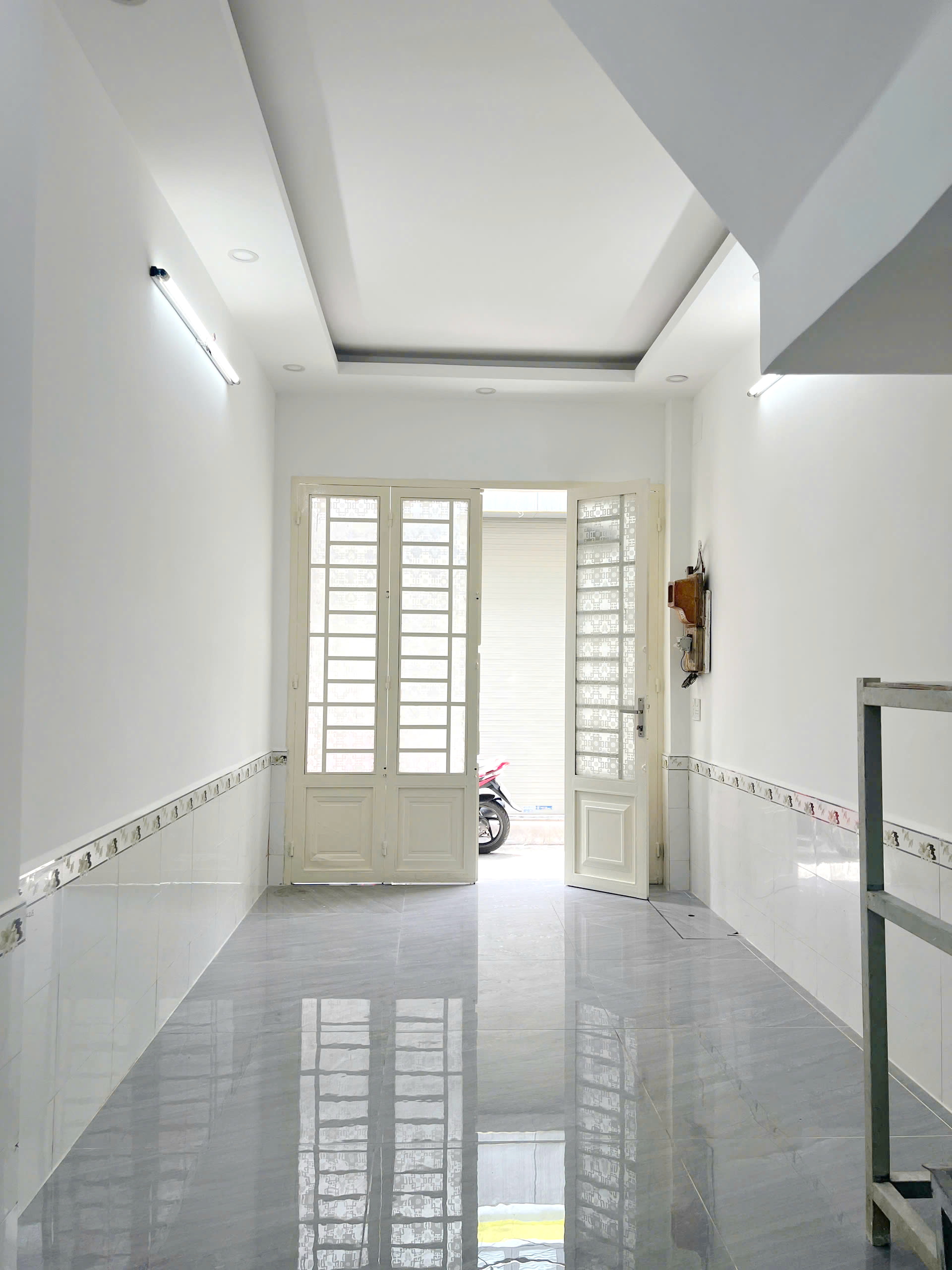 Nhà mới 1 lầu gần MT Tùng Thiện Vương P12Q8 - Ảnh 1