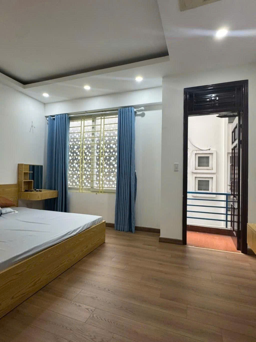 Nhà dân xây chắc chắn gần Ngã Tư Sở- Thanh Xuân, 53m2, 5 tầng, mặt tiền 5m, ô tô đỗ cổng,view hồ, - Ảnh 4