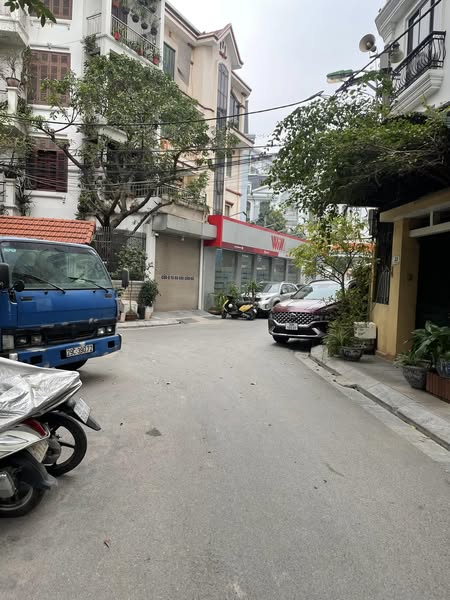 Bán nhà mặt ngõ Giảng Võ, Ba Đình, phân lô, ô tô tránh, khu Vip hiếm nhà bán. Giá 26 tỷ - Ảnh 1