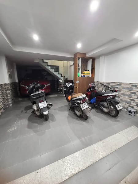 Bán nhà mặt ngõ Giảng Võ, Ba Đình, phân lô, ô tô tránh, khu Vip hiếm nhà bán. Giá 26 tỷ - Ảnh 2