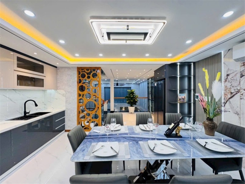 BÁN  NHÀ GÒ VẤP- HẺM XE HƠI 5 TẦNG – NGANG KHỦNG 5M - 68M2 - GARA – CHỈ VIỆC XÁCH VALI VÀO Ở - 10.7 - Ảnh 3