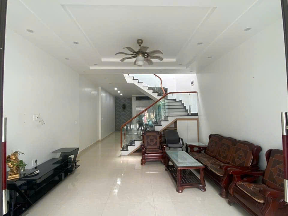 Nhà An Đà - 75m 2 tầng độc lập, sân cổng riêng, ngõ ô.tô , Giá 5.4 tỉ - Ảnh 1