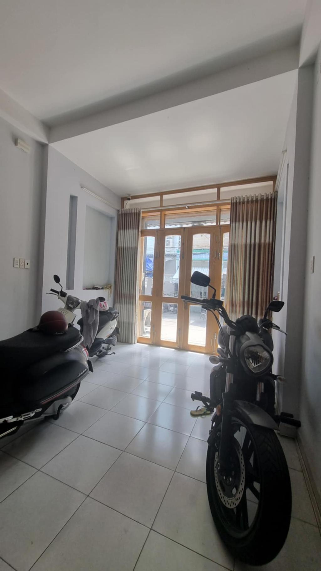 CẦN BÁN NHÀ GẤP ĐỂ ĐI ĐỊNH CƯ MỸ, HƯNG PHÚ P8, Q8 DT:55M2(3.5 X15M), 3PN, 3T, CHỈ 8.5 TỶ. - Ảnh chính