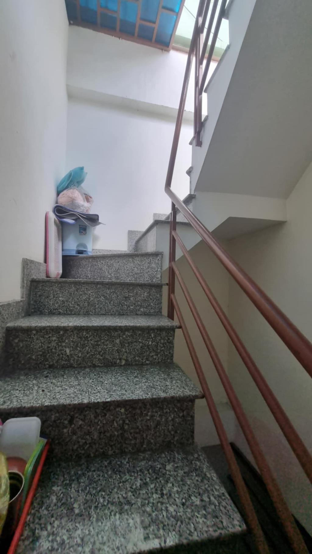 CẦN BÁN NHÀ GẤP ĐỂ ĐI ĐỊNH CƯ MỸ, HƯNG PHÚ P8, Q8 DT:55M2(3.5 X15M), 3PN, 3T, CHỈ 8.5 TỶ. - Ảnh 1