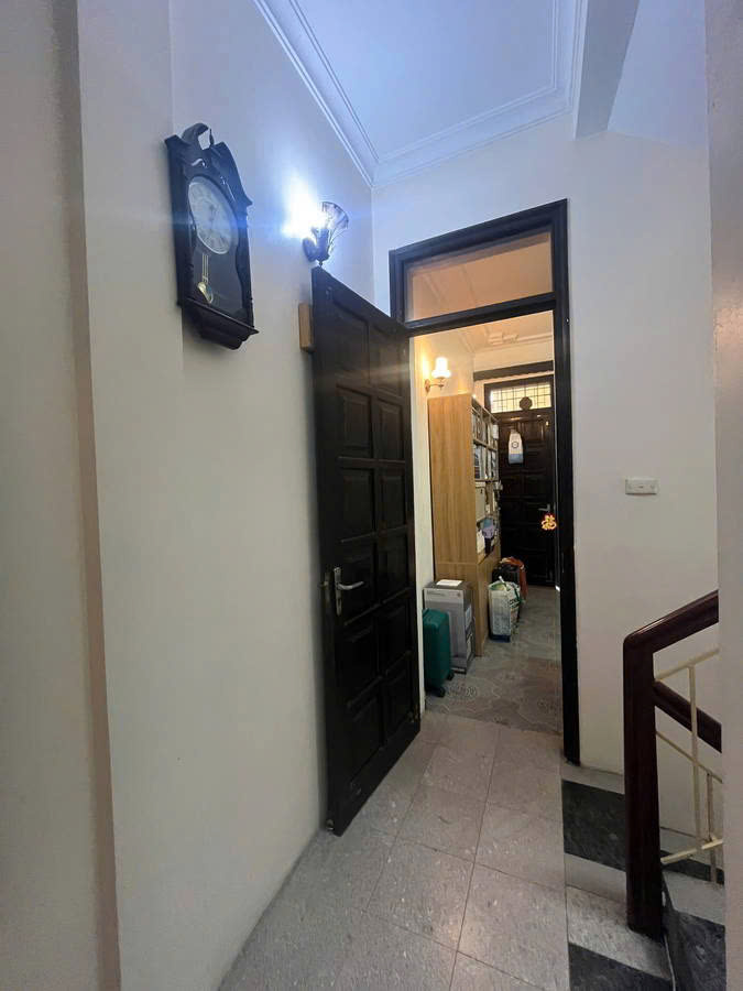 Bán Nhà Phố Ngọc khánh 38 m2 x 4 tầng K/Doanh Ô Tô Đỗ Cửa 11.6 Tỷ Quận Ba Đình - Ảnh 1