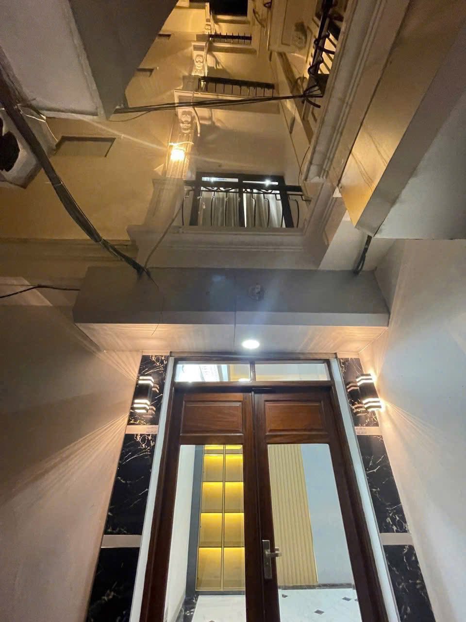 Bán Nhà Ngõ 343 Đường An Dương Vương 30m2 x 5 tầng, nhà mới kính koong full nội thất, ngõ thông - Ảnh 3