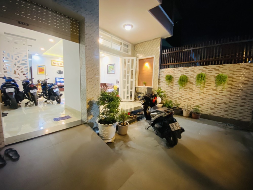 Bán nhà 160m², 2 tầng, 3PN, 4WC, Trường Thọ, Thủ Đức - 9.1 tỷ - Ảnh 4