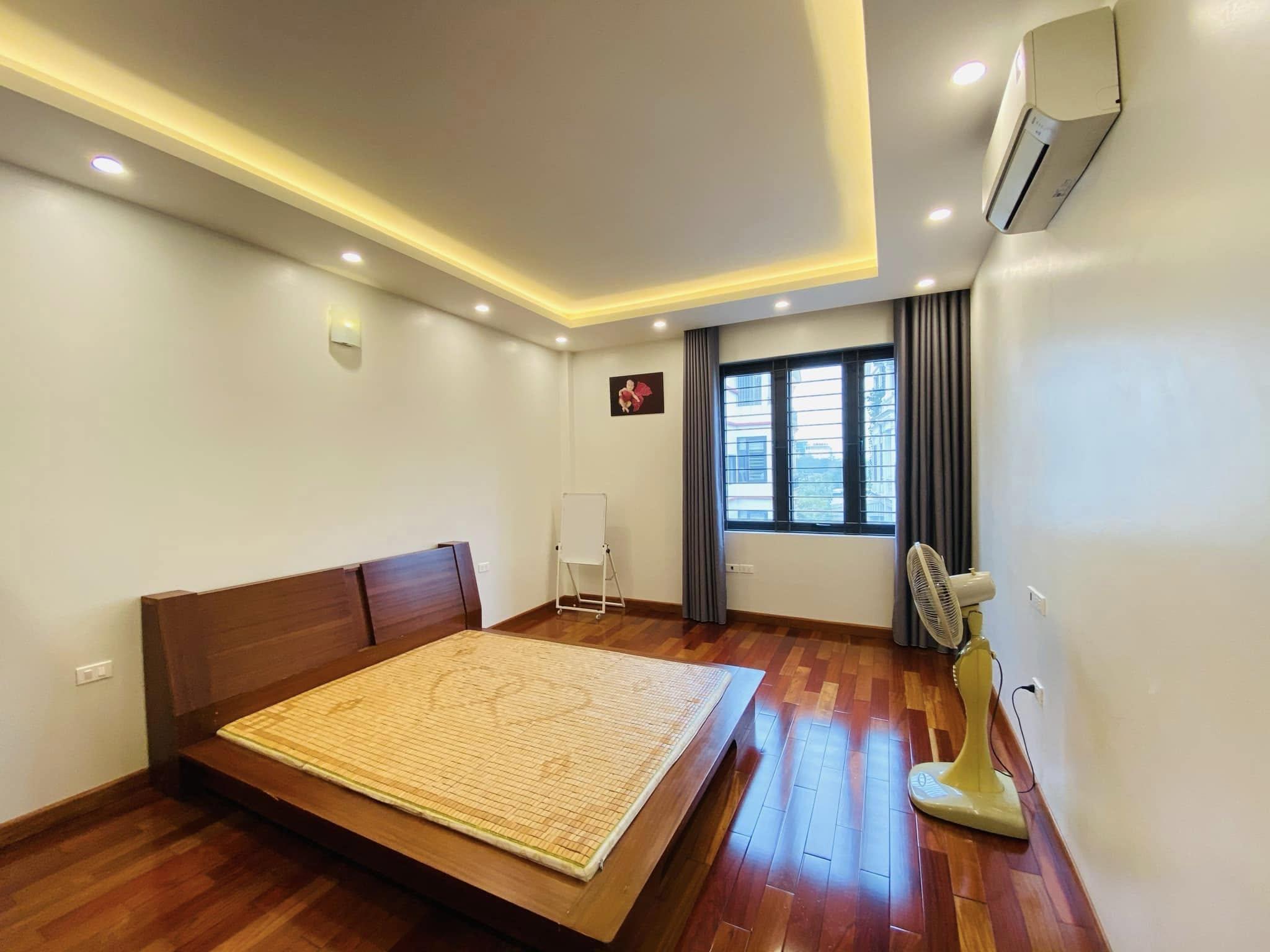 Bán nhà  phân lô Lạc Long Quân thang máy - kinh doanh –văn phòng 96 M 6tầng 27.2 tỷ - Ảnh 2