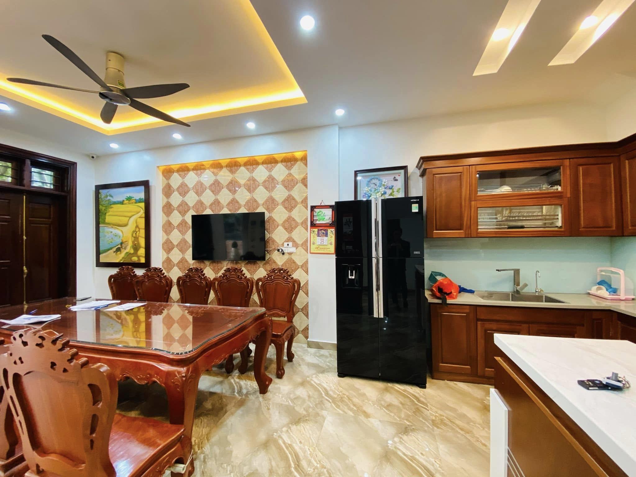 Bán nhà  phân lô Lạc Long Quân thang máy - kinh doanh –văn phòng 96 M 6tầng 27.2 tỷ - Ảnh 4