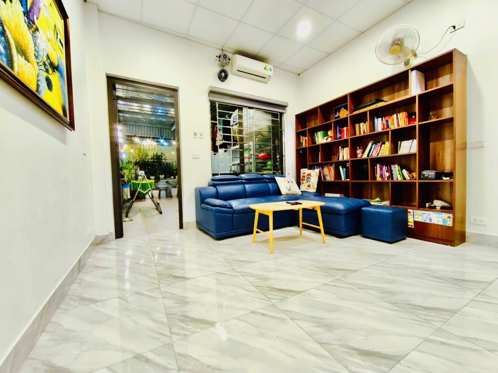 SIÊU PHẨM NHÀ DÂN XÂY - 50M ĐƯỜNG Ô TÔ - TRƯỚC NHÀ XE BA GÁC - HÀNG XÓM BẾN XE MỸ ĐÌNH - SỔ ĐỎ NỞ - Ảnh 4