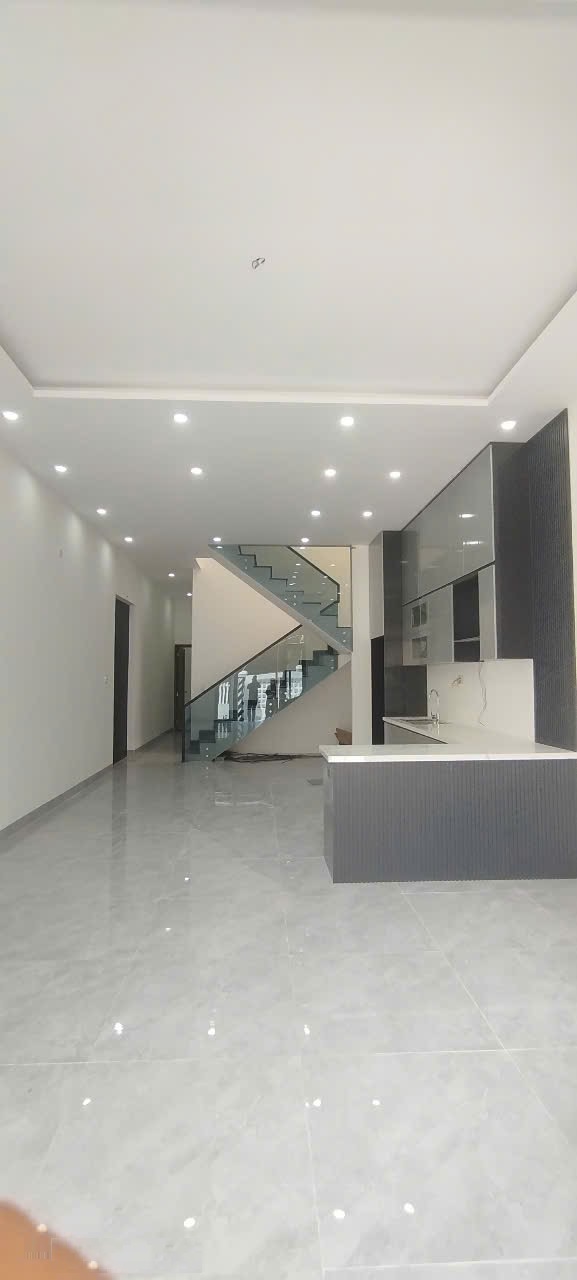 ♣ Kiệt Ô tô Cách Mạng Tháng 8, 120m2, 2 tầng, 4Pn, sân Ô tô, 3.x tỷ - Ảnh 1