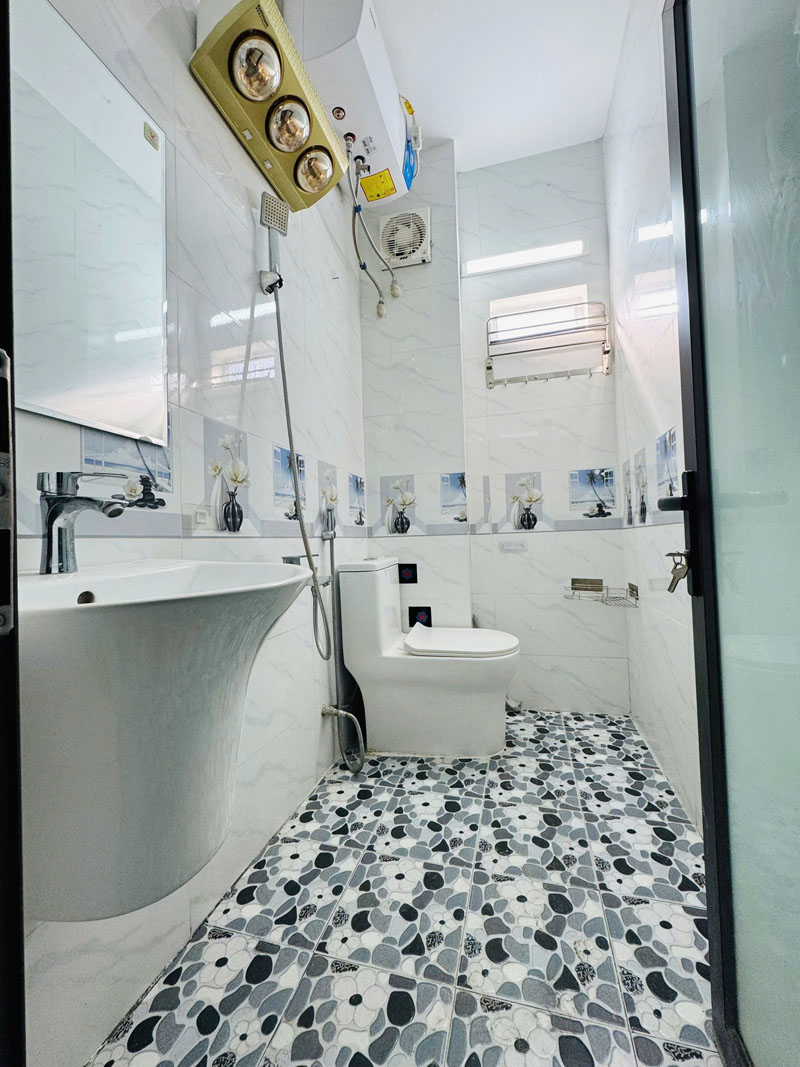Bán 48,2m2 nhà dân xây đẹp 4,5 tầng tại tổ 16 Thạch Bàn, sát chợ Đồng Dinh. Cách 30m ra đường ô tô - Ảnh 7