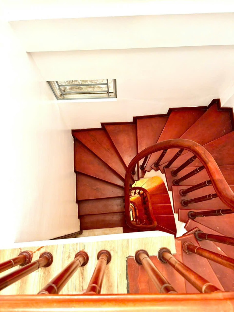 BÁN NHÀ HOÀNG HOA THÁM - HOA HẬU BA ĐÌNH - SIÊU PHẨM NHÀ ĐẸP - GIÁ NHỈNH 8 TỶ - Ảnh 3