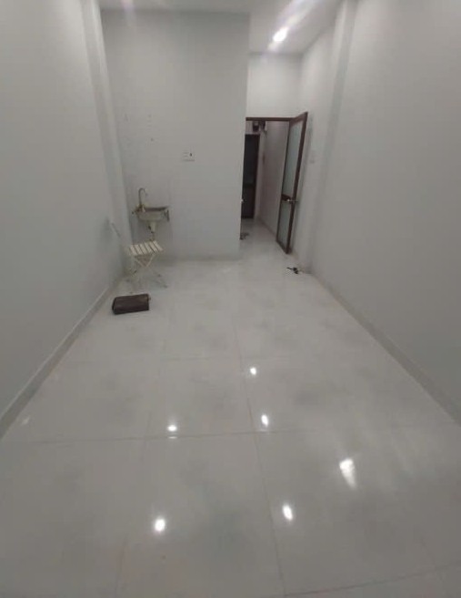 Giảm chào 200tr-Sát MẶT TIỀN Hoàng Hoa Thám-4Tầng40m2(7PN)–Dòng tiền 200tr/năm –nhỉnh 5 tỷ - Ảnh 2