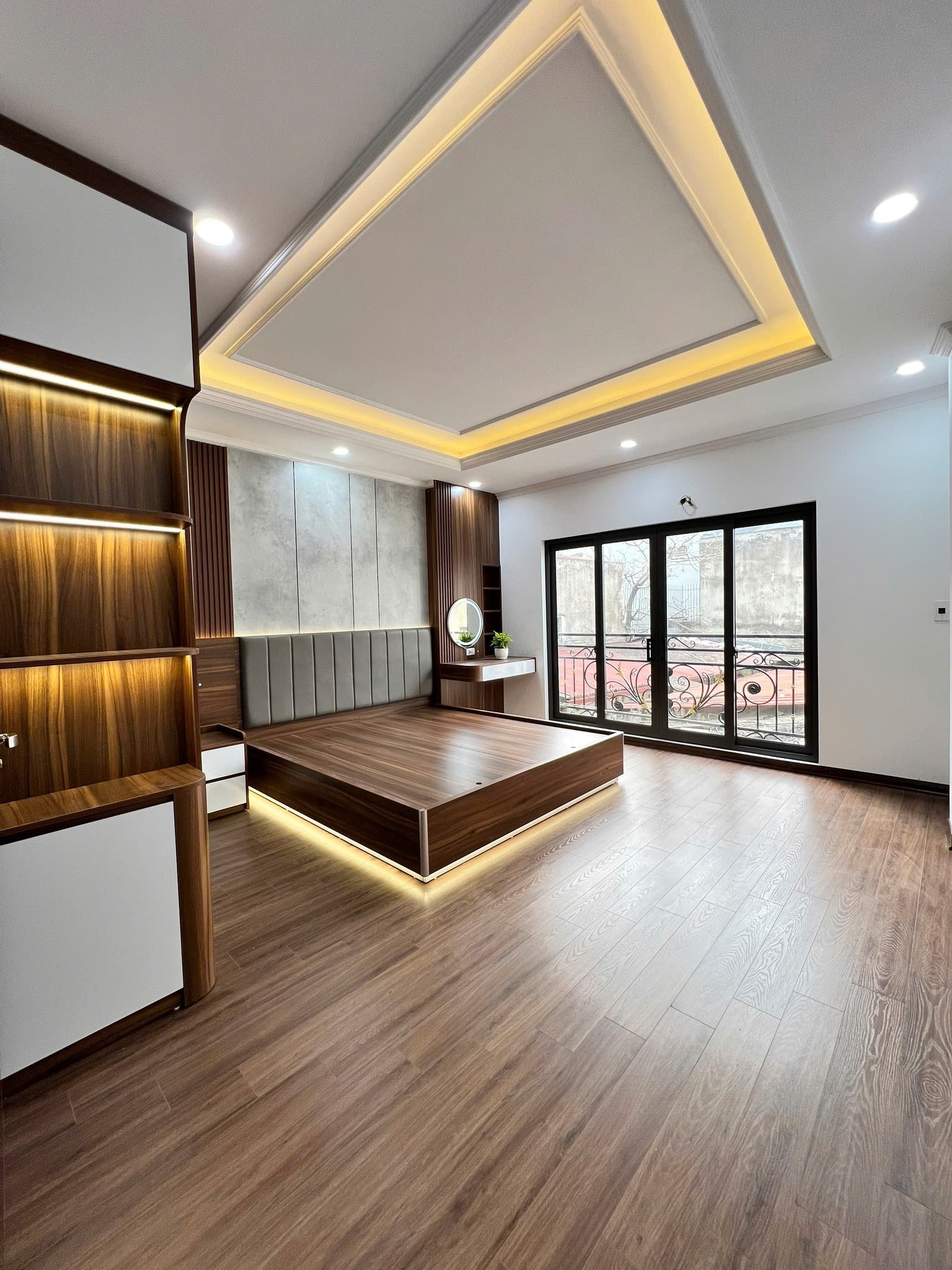 CĂN HỘ CAO CẤP - HOÀN KIẾM HÓT HÍT - HAI THOÁNG TRƯỚC SAU - MẶT PHỐ THỨ CẤP - DÒNG TIỀN ỔN ĐỊNH - - Ảnh 4