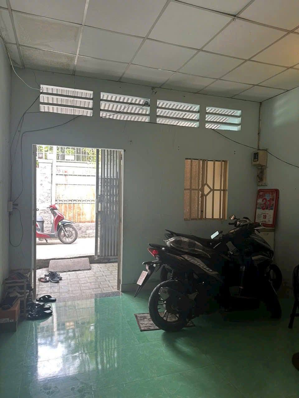 HẺM XE HƠI 5M LIÊN KHU 8-9 - GÒ XOÀI GIÁP TÂN PHÚ - NHÀ CŨ TIỆN XÂY MỚI HOẶC CHO THUÊ GIỮ TIỀN - - Ảnh 2