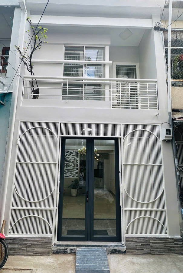 Nhà mới ở ngay, Hẻm xe hơi ,sát mặt tiền Cách Mạng Tháng Tám Quận 10. 2 tầng, 34.1m2 , 3.8mx 9m, - Ảnh chính